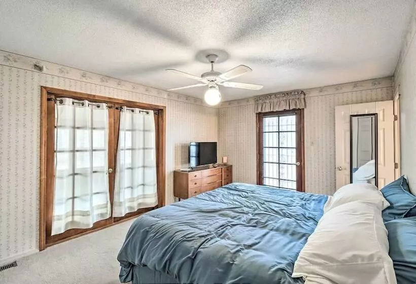 40 Acre Poplar Bluff Nature Lovers Paradise!