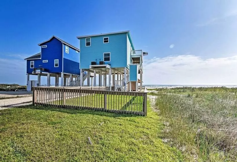 Beachfront Freeport Retreat: 16 Mi To Downtown!