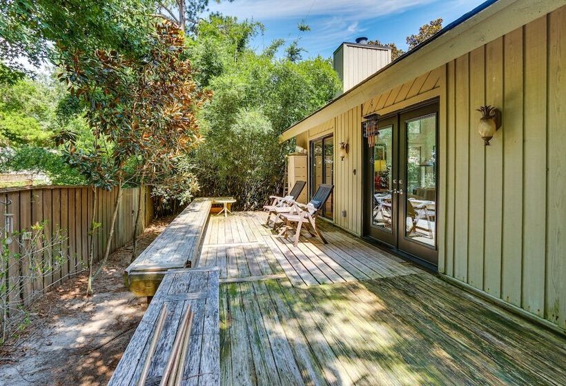 2 Mi To Beach: Hilton Head Home W/ Furnished Deck