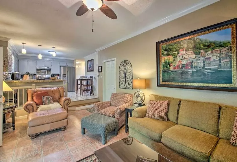 Sunroom & Yard: Charming Hot Springs Home!