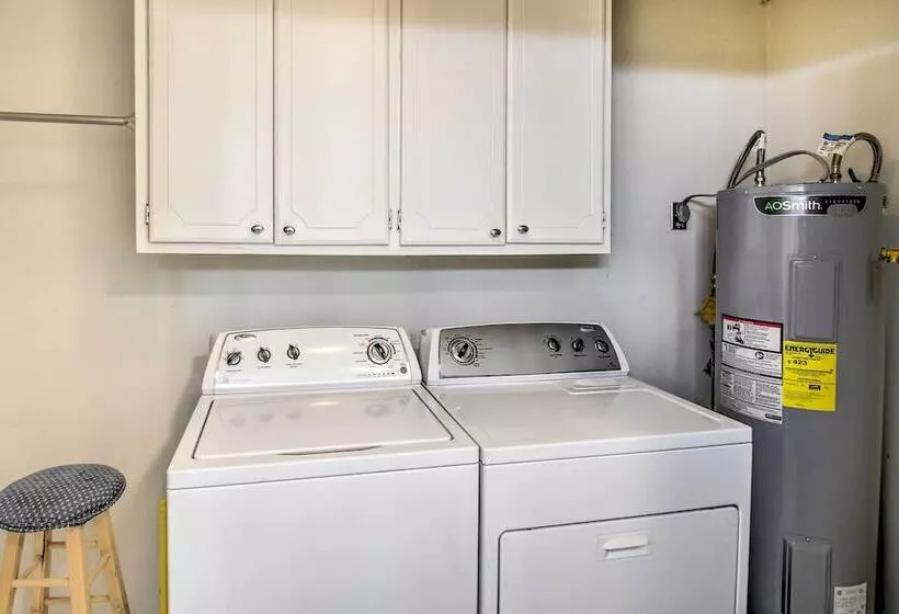 Sunroom & Yard: Charming Hot Springs Home!