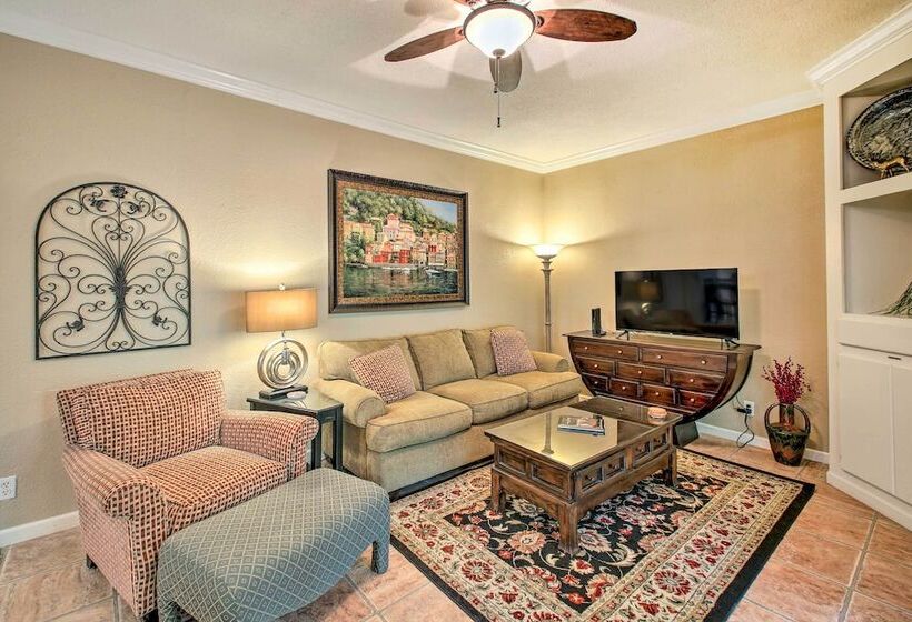 Sunroom & Yard: Charming Hot Springs Home!