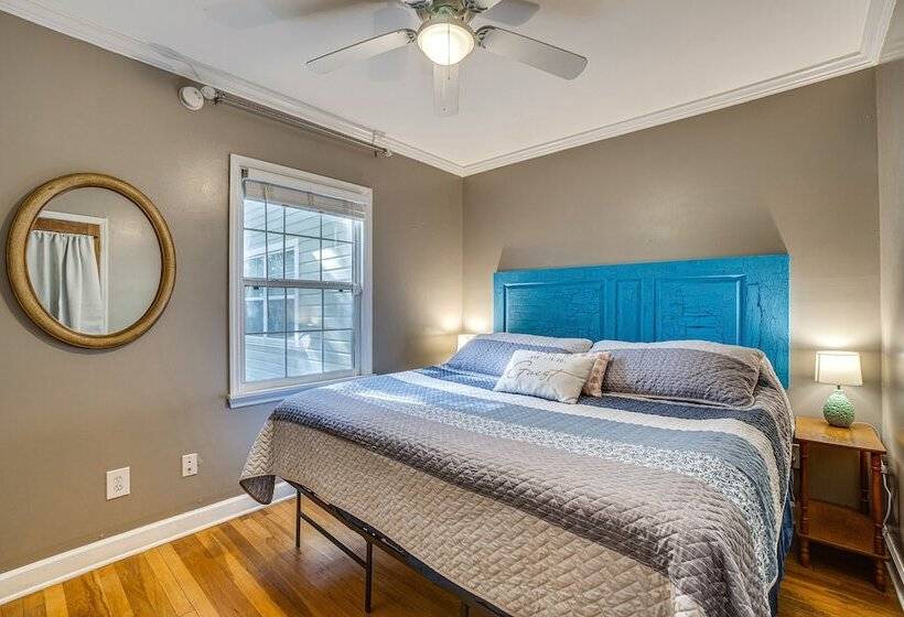 Charming Mt Dora Home W/ Shared Patio & Yard!