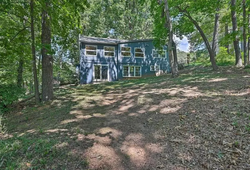 Chic House W/ Private Dock On Lake Hartwell!