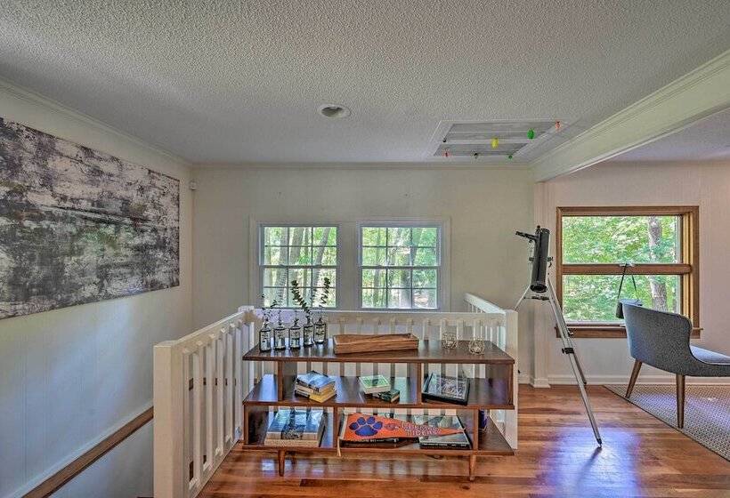 Chic House W/ Private Dock On Lake Hartwell!