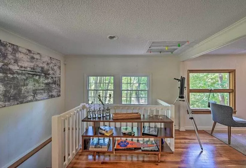 Chic House W/ Private Dock On Lake Hartwell!