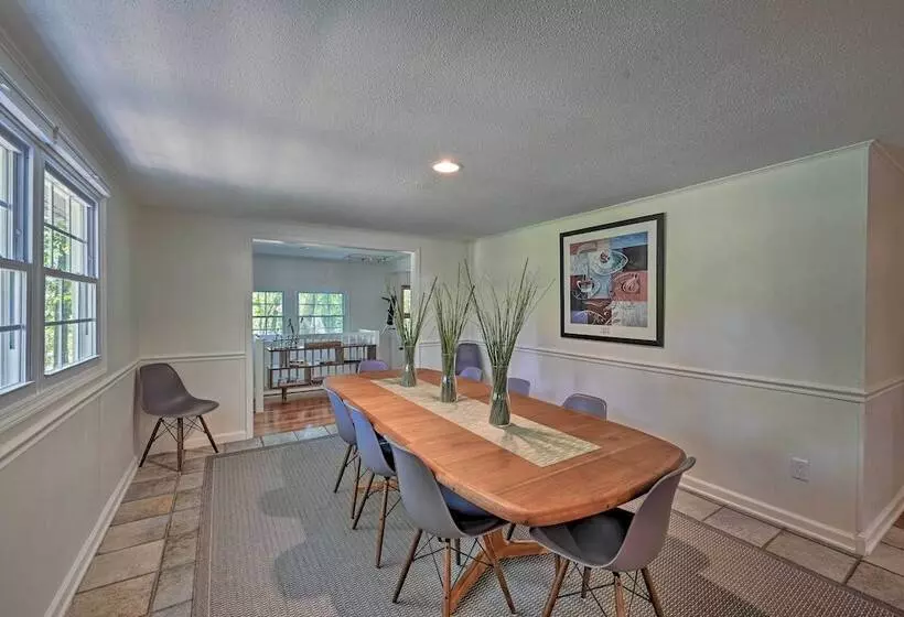 Chic House W/ Private Dock On Lake Hartwell!