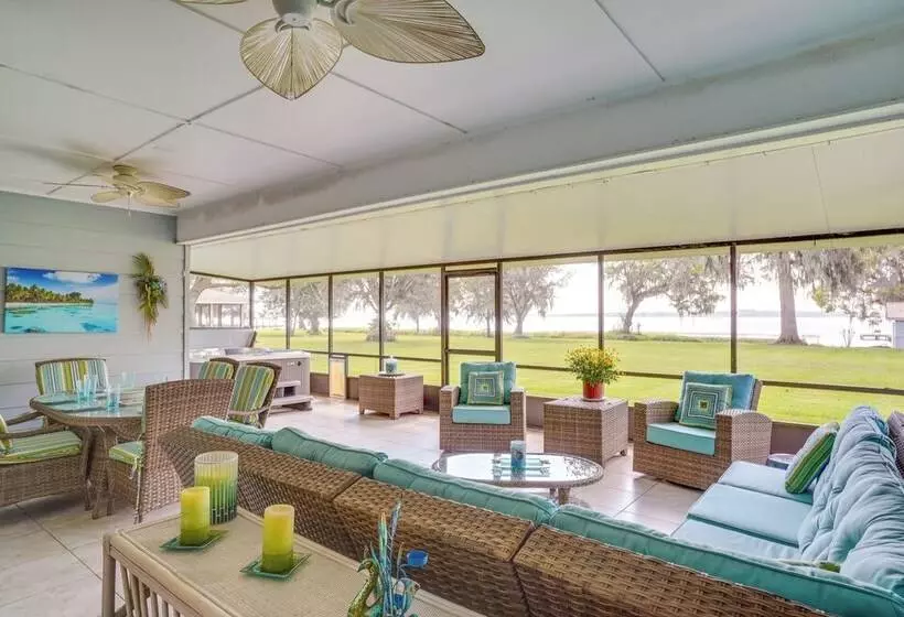 Cozy Frostproof Escape W/ Private Hot Tub!