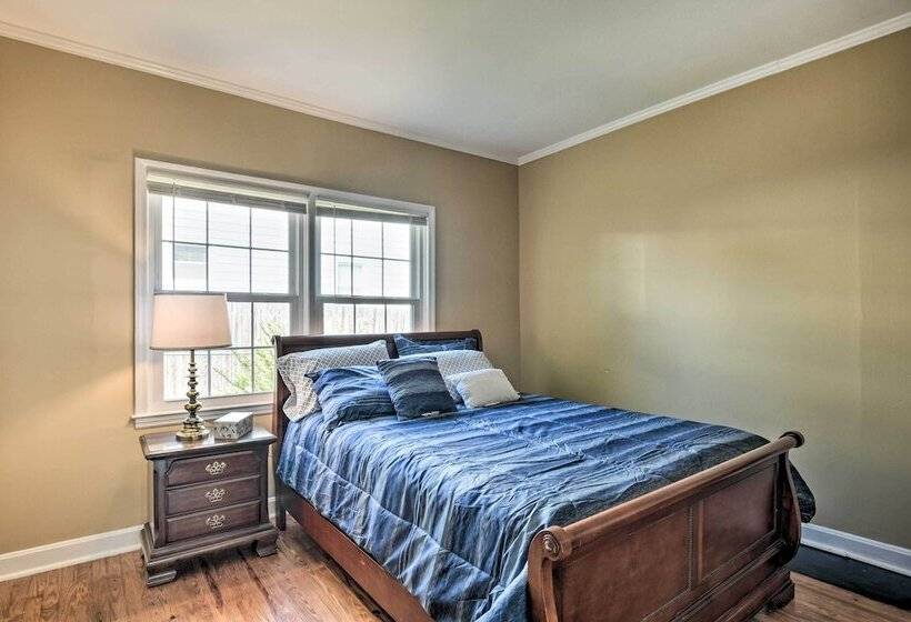 Cozy Greenville Bungalow ~ 2 Mi To Downtown!