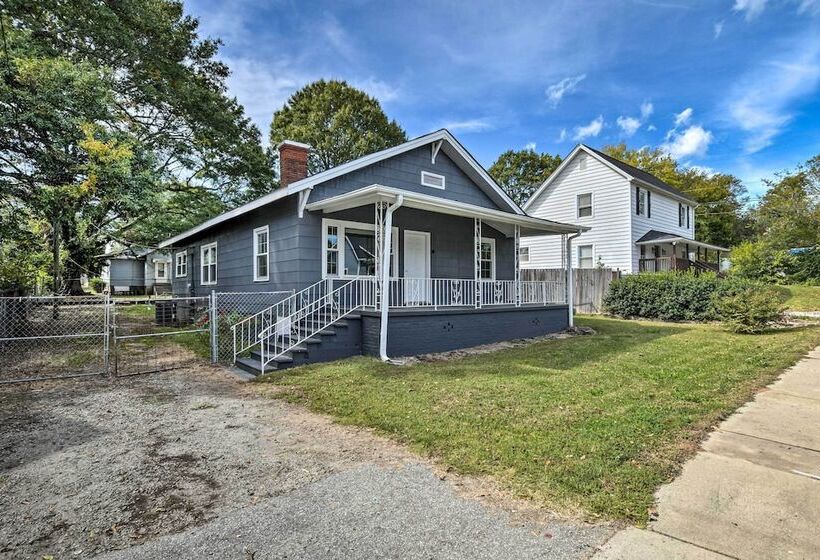 Cozy Greenville Bungalow ~ 2 Mi To Downtown!