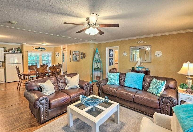 Cozy Steinhatchee House W/ Fire Pit & Grill!