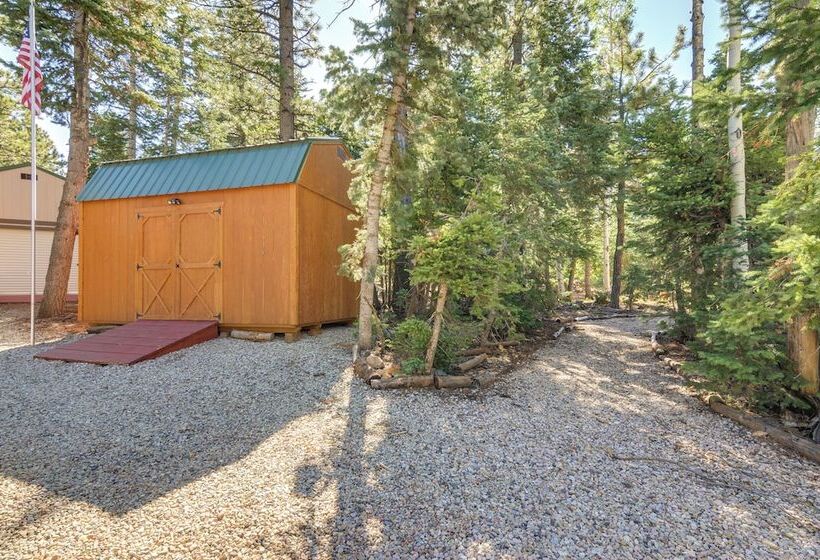 Duck Creek Village Cabin W/ Fire Pit & Grill!