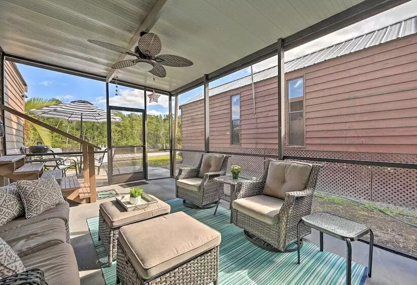 Everglades City Cabin: Dock & Heated Pool!
