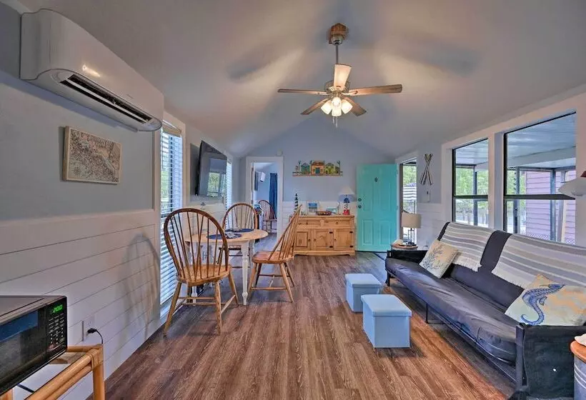 Everglades City Cabin: Dock & Heated Pool!