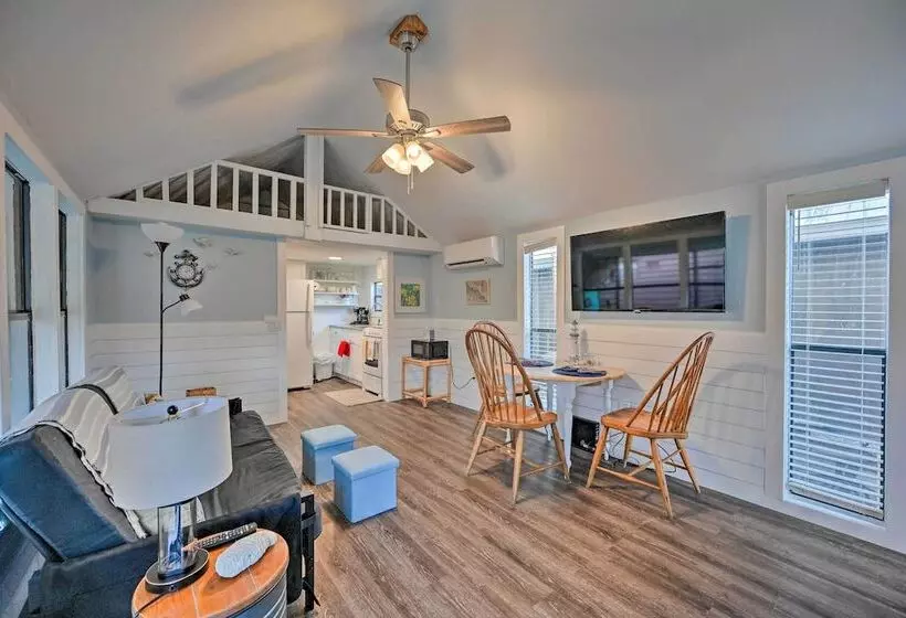 Everglades City Cabin: Dock & Heated Pool!