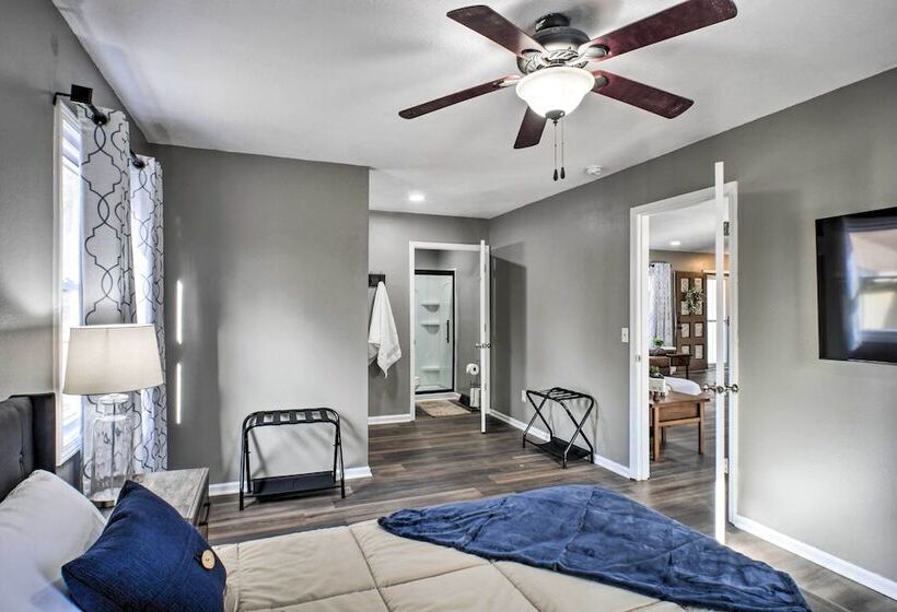 Family Friendly Springfield Home W/ Yard!