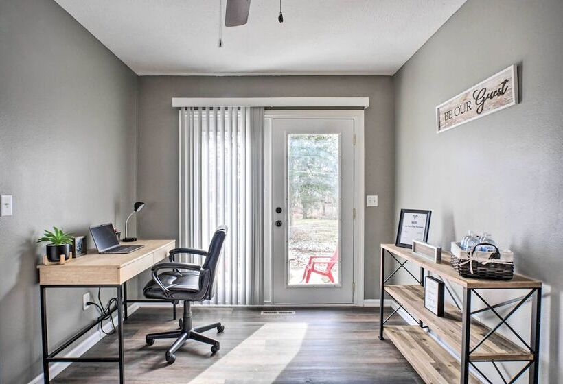 Family Friendly Springfield Home W/ Yard!