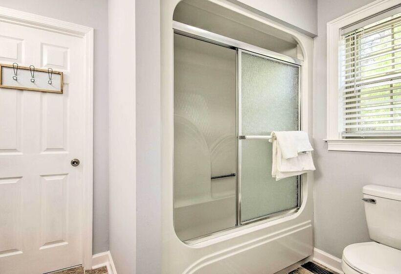 Gilbert Lakefront Retreat W/ Private Dock!