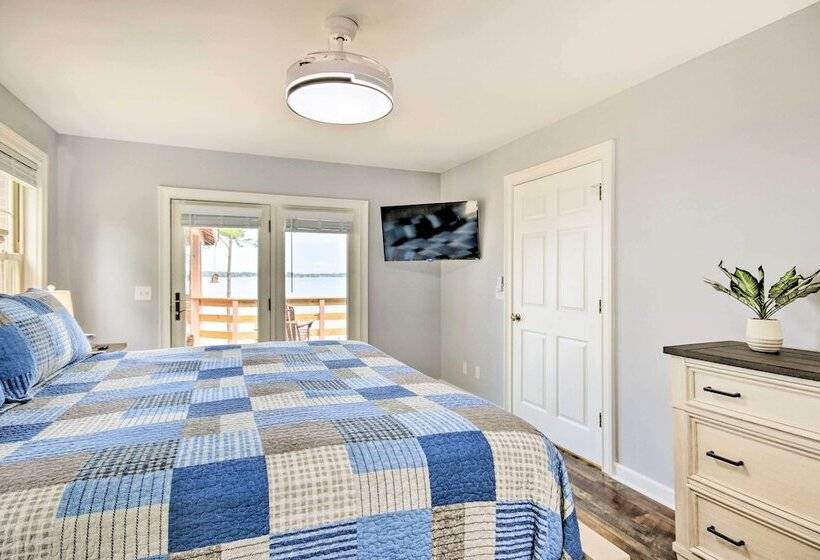 Gilbert Lakefront Retreat W/ Private Dock!