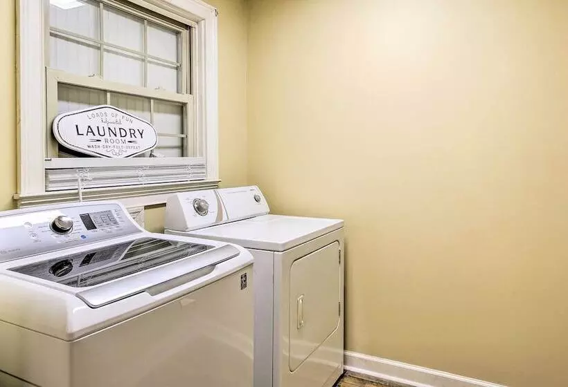 Gilbert Lakefront Retreat W/ Private Dock!