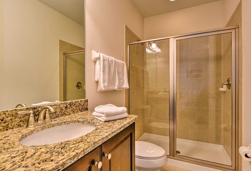 5 Mi To Disney: Oasis W/ Pool & Patio