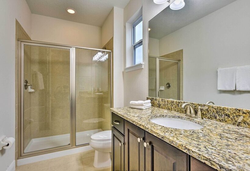 5 Mi To Disney: Oasis W/ Pool & Patio