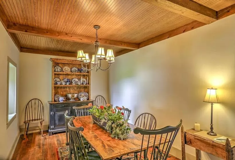 Historic Ottawa Lake House: Deck, Barn + 96 Acres!