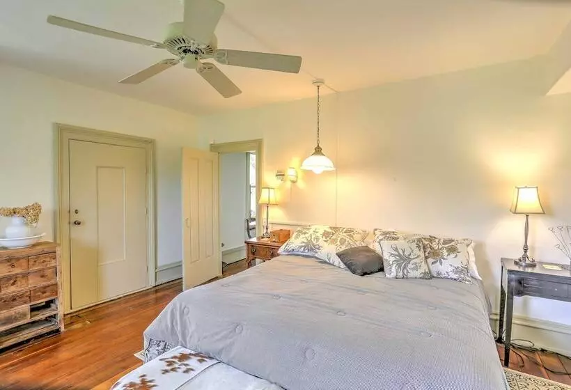 Historic Ottawa Lake House: Deck, Barn + 96 Acres!