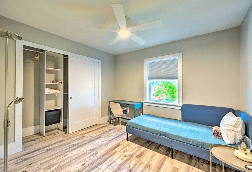 Home Close To Naples Beach   Pets Welcome!