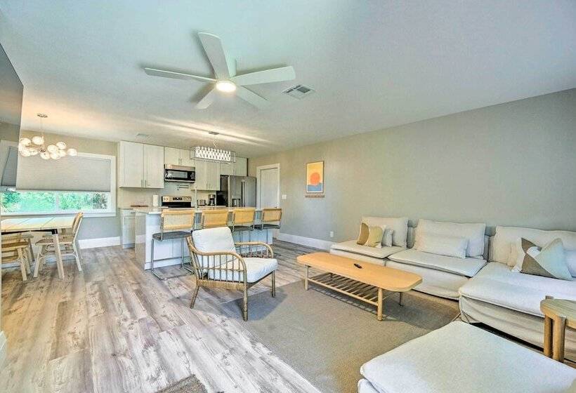 Home Close To Naples Beach   Pets Welcome!