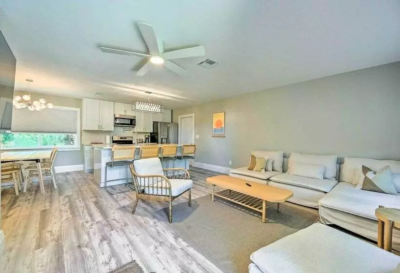 Home Close To Naples Beach   Pets Welcome!