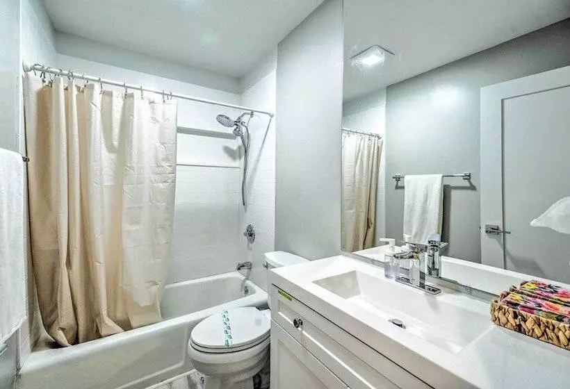 Home Close To Naples Beach   Pets Welcome!