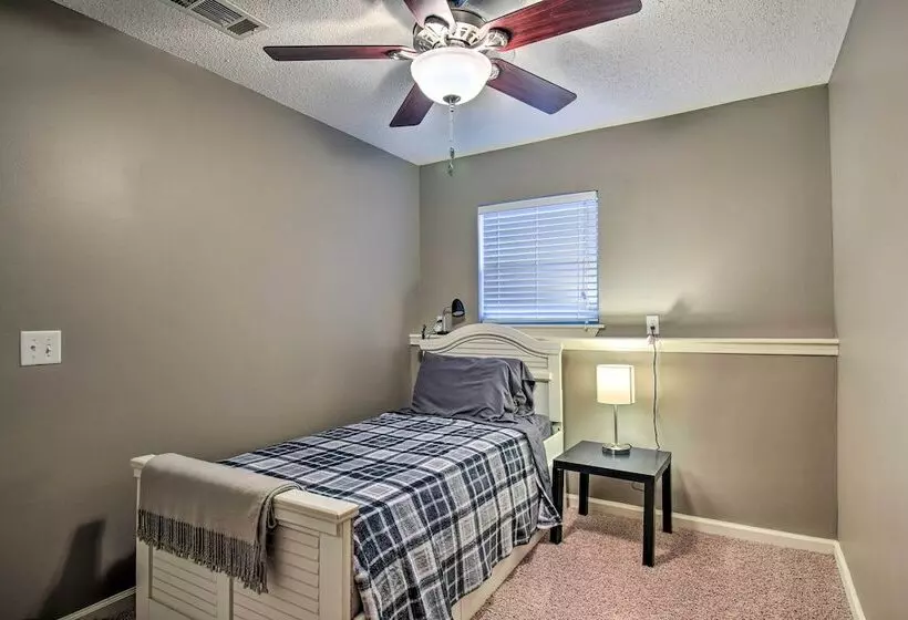 Lakefront Home W/ Private Dock In Hot Springs!