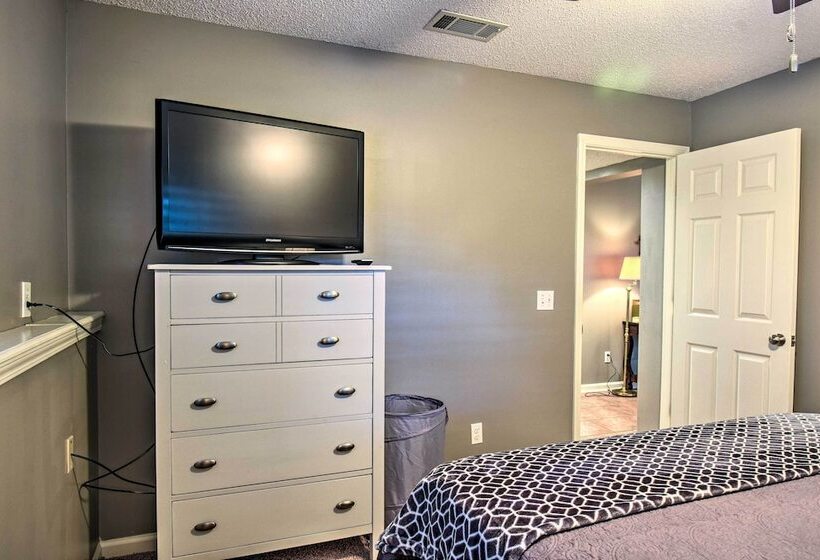 Lakefront Home W/ Private Dock In Hot Springs!