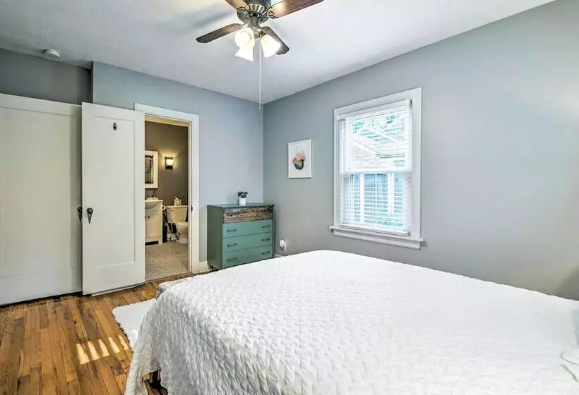 Idyllic Springfield Haven W/ Screened Porch!