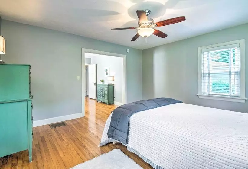 Idyllic Springfield Haven W/ Screened Porch!