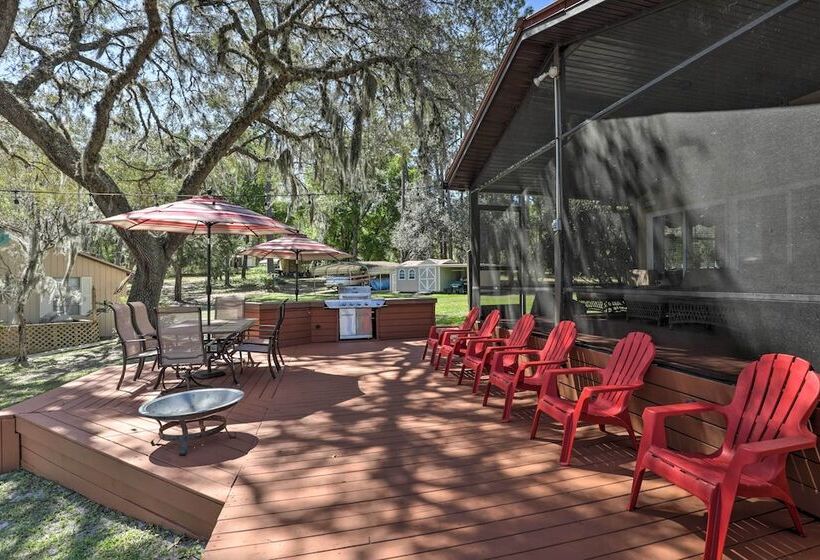 Keystone Heights Lakefront Cabin Fire Pit, Grill