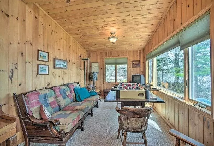 Waterfront Lake Pleasant Getaway W/ Kayaks, Grill!