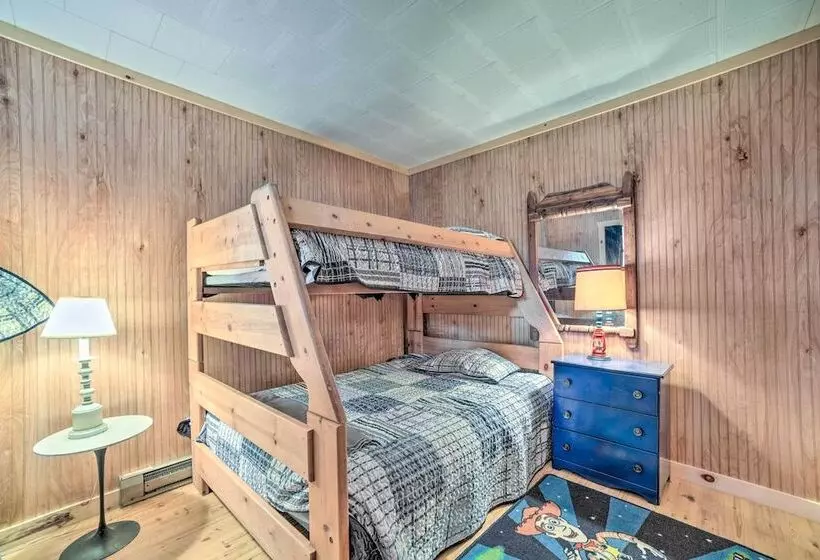 Waterfront Lake Pleasant Getaway W/ Kayaks, Grill!