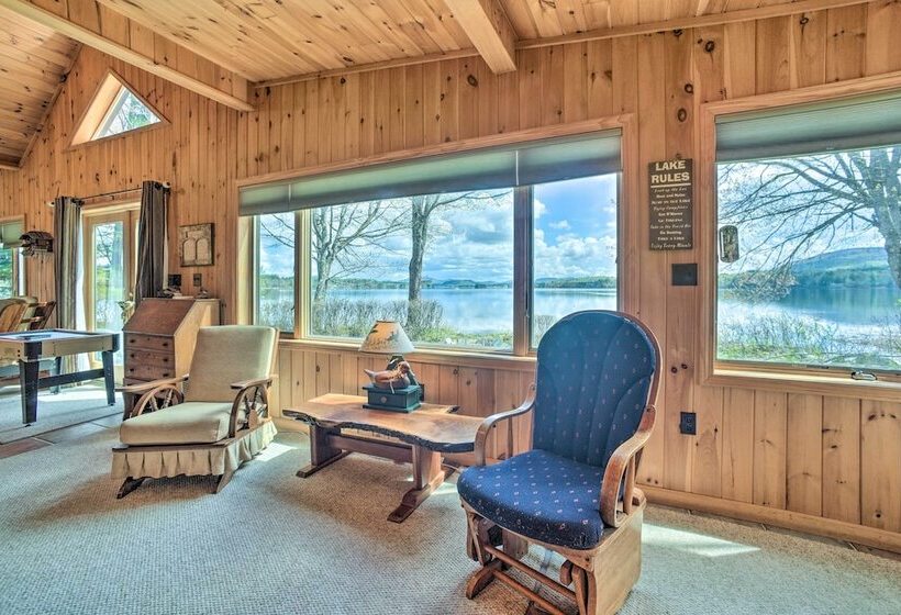 Waterfront Lake Pleasant Getaway W/ Kayaks, Grill!