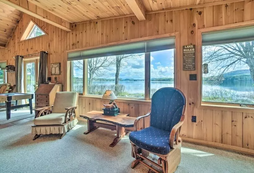 Waterfront Lake Pleasant Getaway W/ Kayaks, Grill!