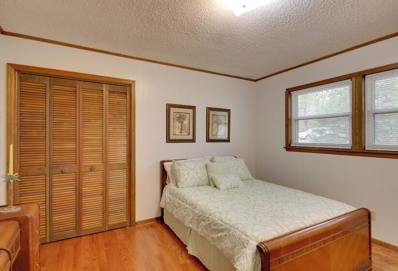 Lakefront House W/ Boat Ramp, Dock & Sunset Views!