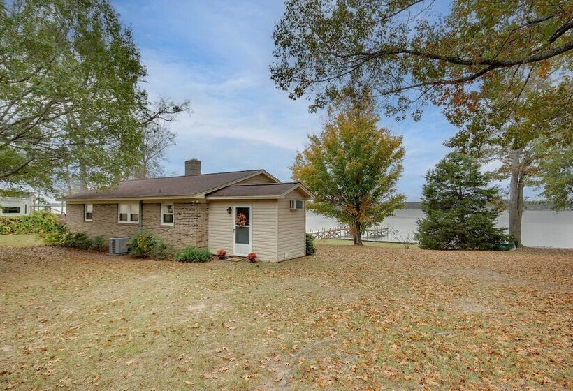 Lakefront House W/ Boat Ramp, Dock & Sunset Views!