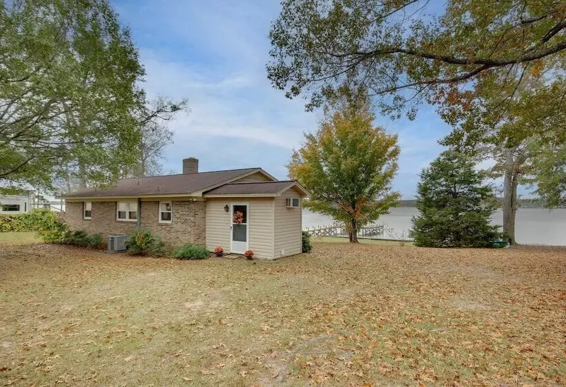 Lakefront House W/ Boat Ramp, Dock & Sunset Views!