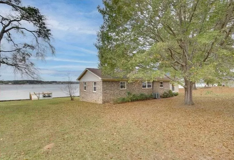 Lakefront House W/ Boat Ramp, Dock & Sunset Views!