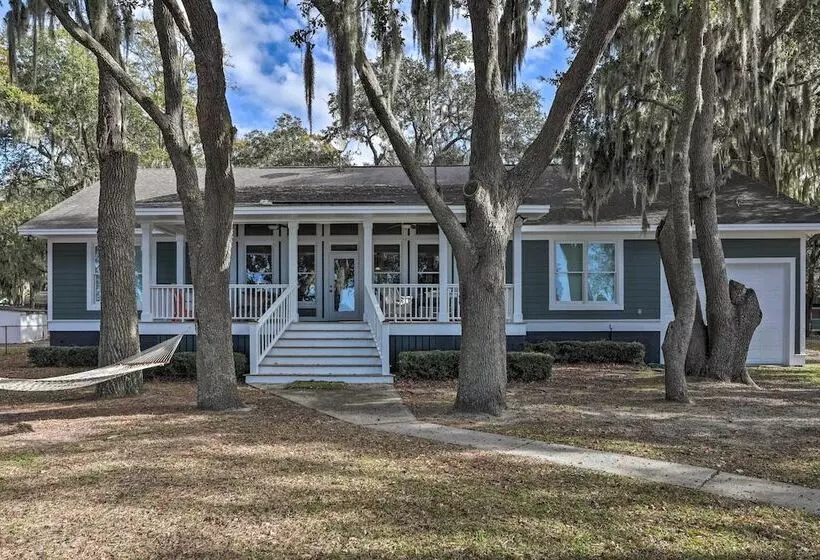 Lakefront Retreat W/ Game Room & Private Dock!