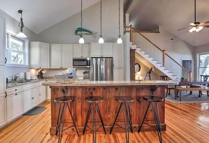 Lakefront Retreat W/ Game Room & Private Dock!