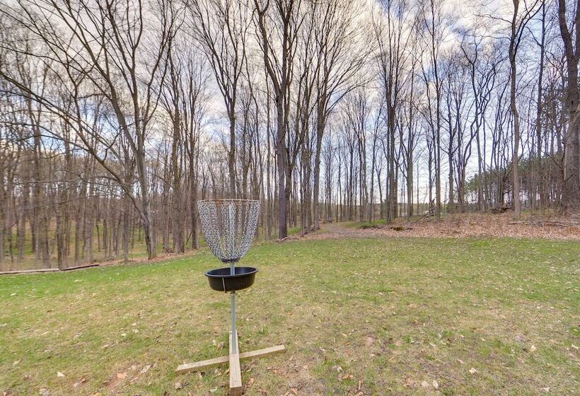 Rustic Tustin Cabin On 7 Acres W/ Fire Pit & Porch