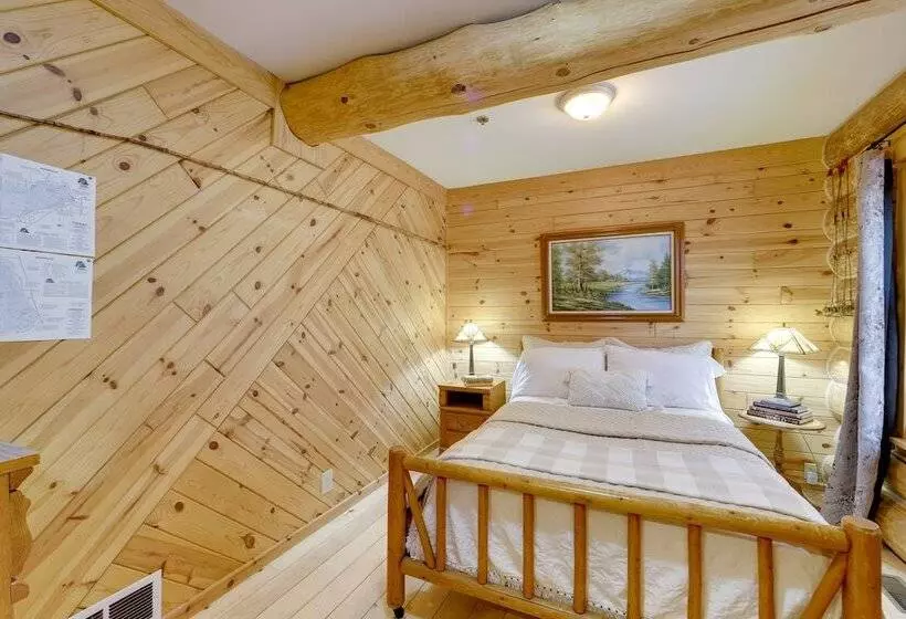 Rustic Tustin Cabin On 7 Acres W/ Fire Pit & Porch