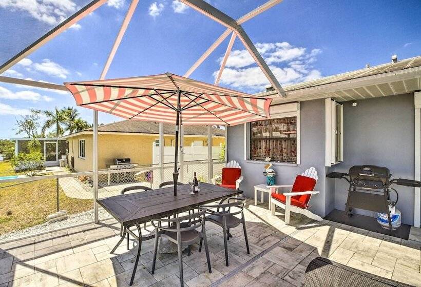 Heated Pool + Lanai: Matlacha Isles Getaway